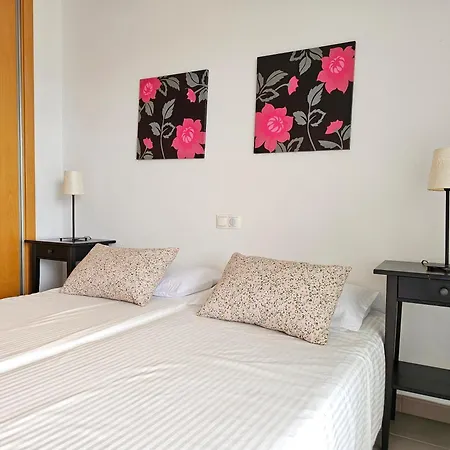 Apartment Sea Views In Front Of The